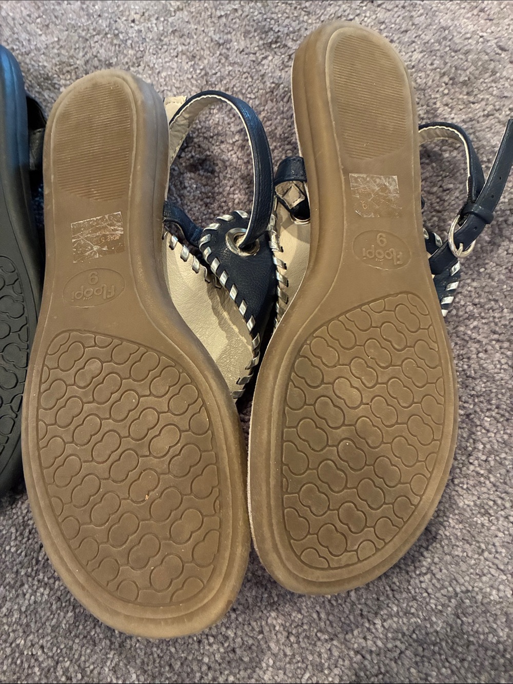 Floopi Sandals - Picture 5 of 5